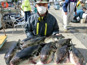 とらふぐ釣り