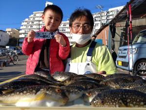 ふぐ釣り好調です！！