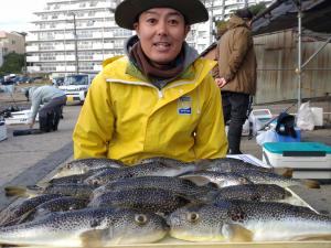 ふぐ釣り好調です！！